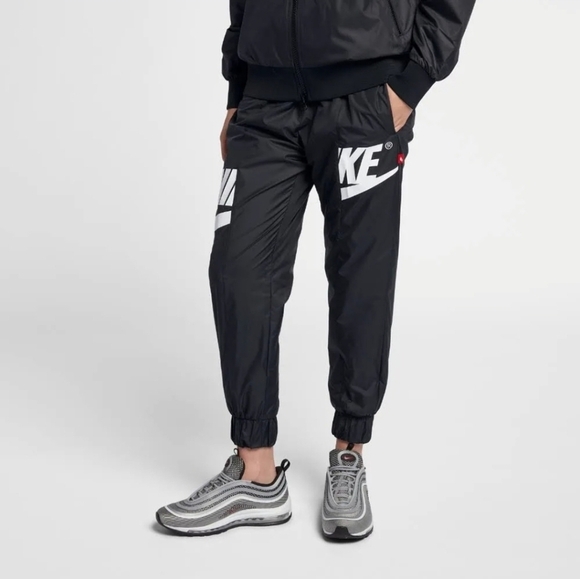 NWT Nike Womens Futura Training Workout Athletic Pants